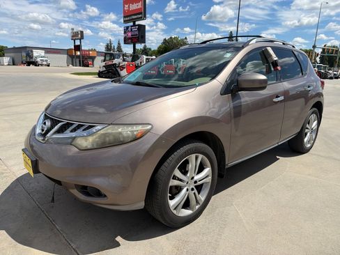 Used 2011 Nissan Murano LE w/ Navigation Pkg AWD/4WD image 4