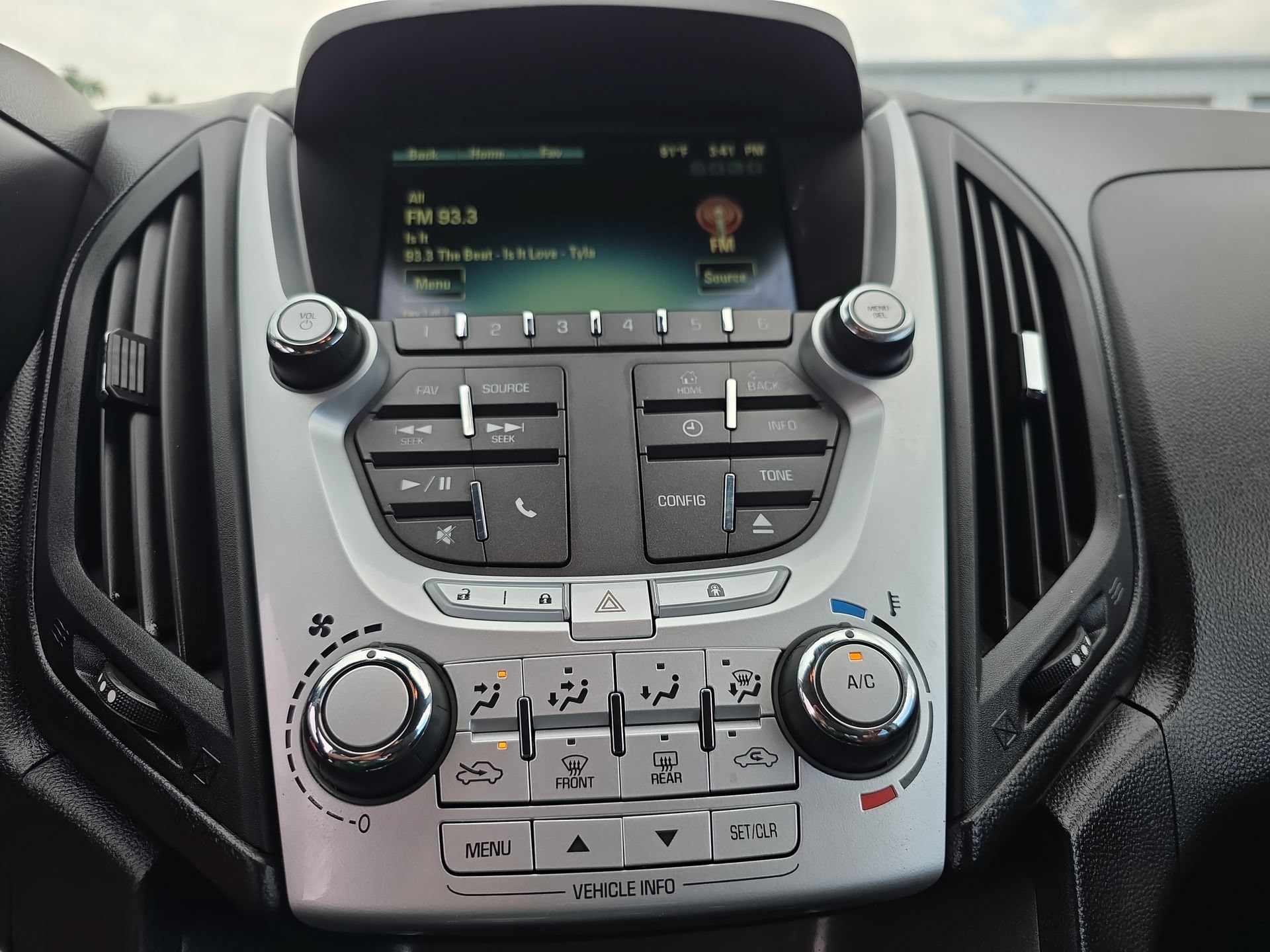 Used 2012 Chevrolet Equinox LT w/ Driver Convenience Package FWD image 19