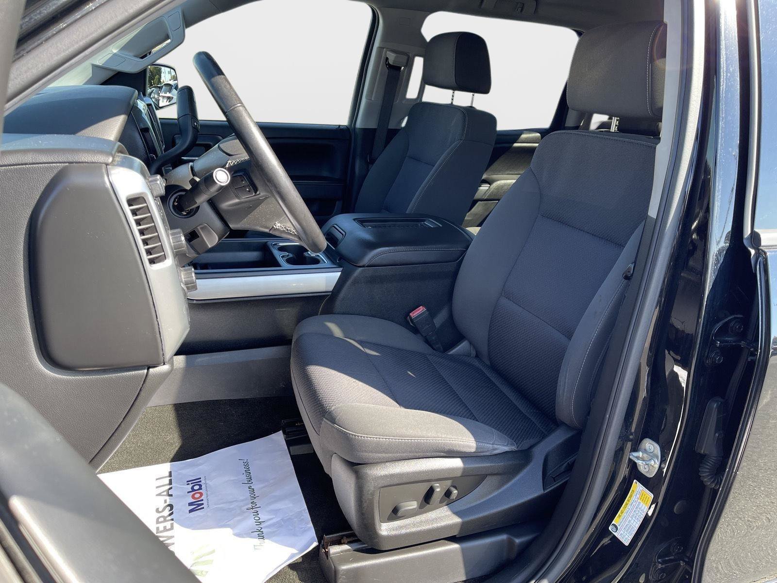 Used 2018 Chevrolet Silverado 1500 LT w/ All Star Edition AWD/4WD image 13