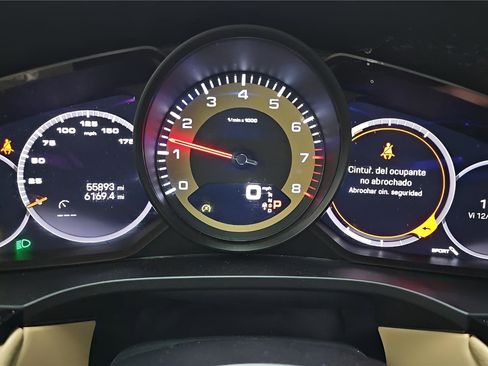 Used 2022 Porsche Cayenne Platinum Edition w/ Premium Package Plus image 13