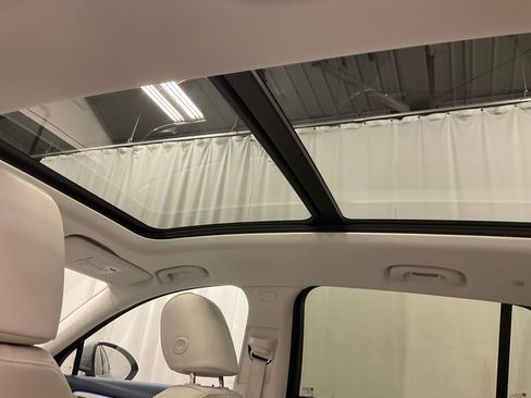 Used 2024 Buick Envision Avenir AWD/4WD image 34