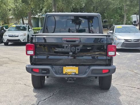 Used 2024 Jeep Gladiator Sport AWD/4WD image 6