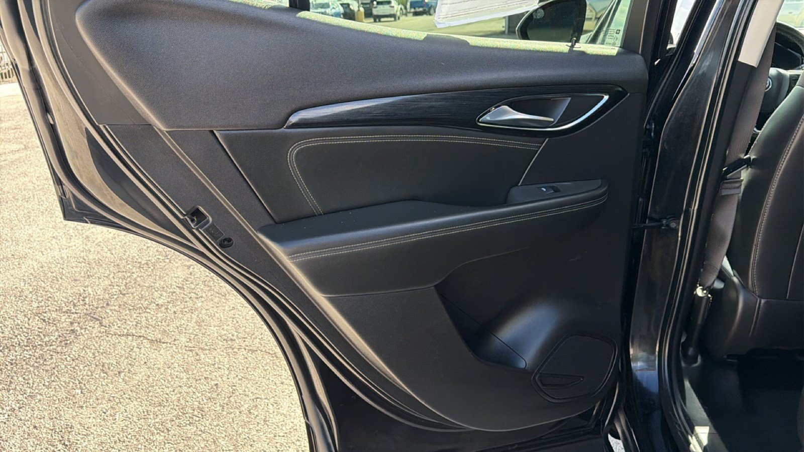 Used 2023 Buick Envision Preferred w/ Sport Touring Package FWD image 21