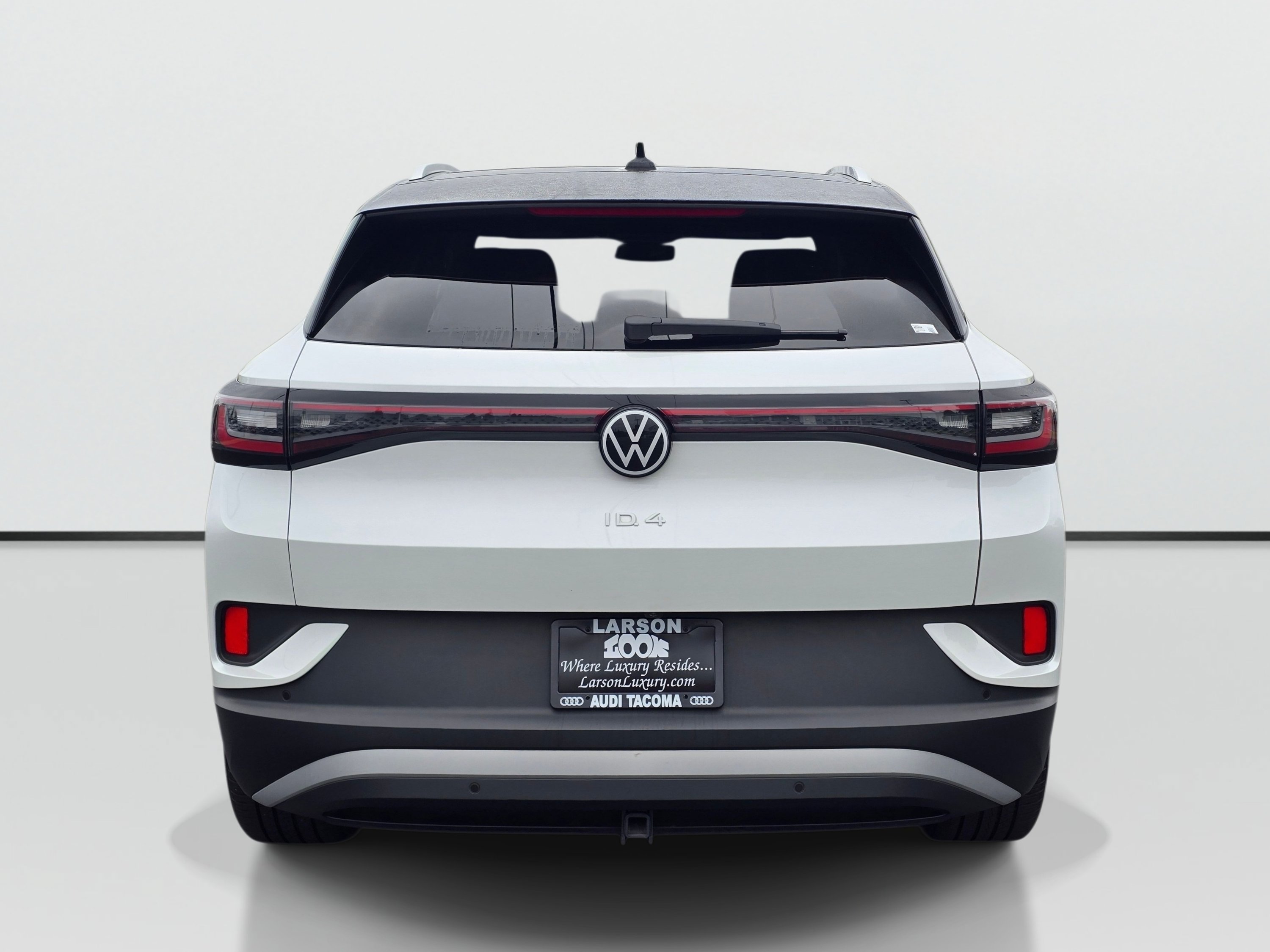 Used 2023 Volkswagen ID.4 Pro S Plus AWD/4WD image 4