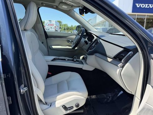 Used 2023 Volvo XC90 B6 Plus w/ Protection Package Premier AWD/4WD image 12
