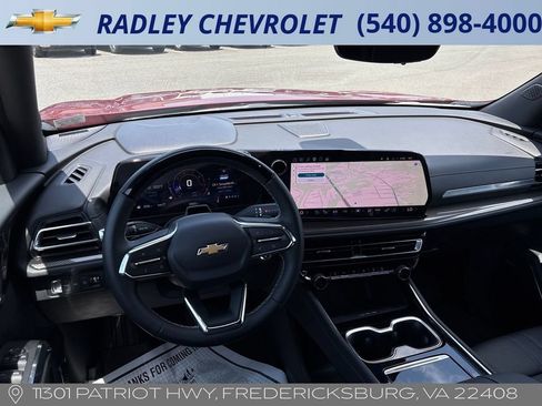 Used 2025 Chevrolet Traverse High Country w/ LPO, Floor Liner Package AWD/4WD image 14