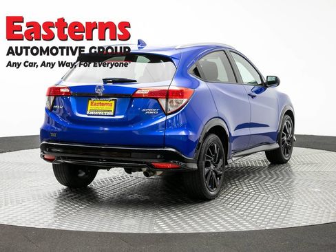 Used 2021 Honda HR-V Sport image 5