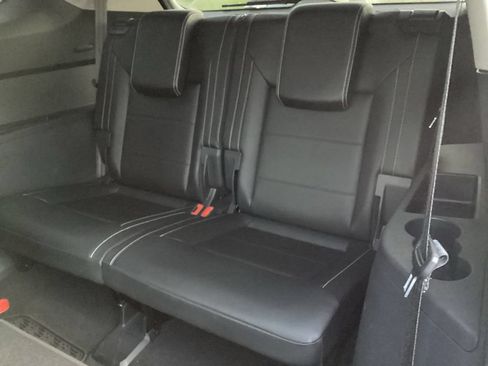Used 2022 Volkswagen Atlas SE w/ Panoramic Sunroof Package AWD/4WD image 15