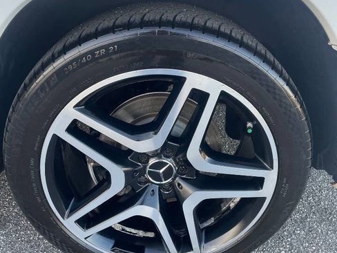 Used 2017 Mercedes-Benz GLS 550 4MATIC image 33