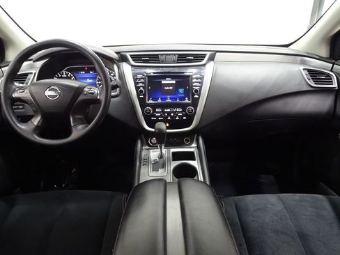 Used 2019 Nissan Murano S image 28