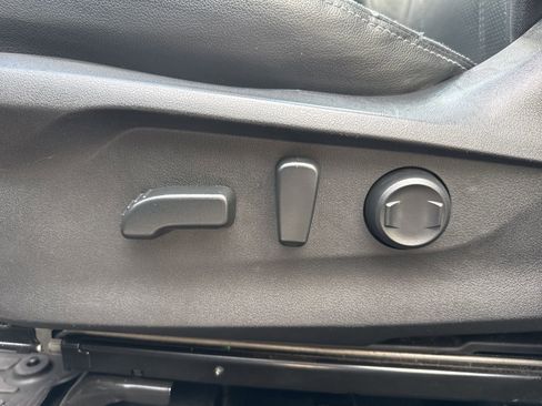 Used 2020 Subaru Forester Touring image 22