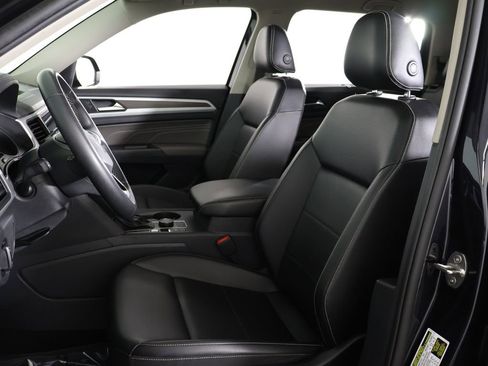 Used 2021 Volkswagen Atlas SE image 31