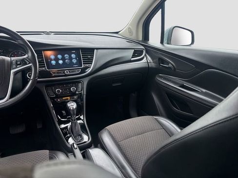 Used 2020 Buick Encore Preferred image 21