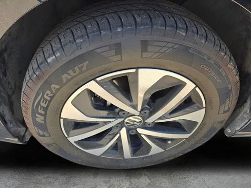 Used 2025 Volkswagen Jetta S FWD image 17