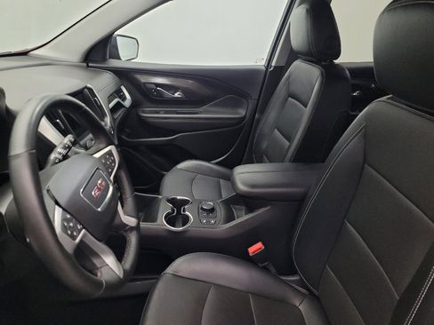 Used 2023 GMC Terrain SLT w/ Elevation Edition FWD image 17