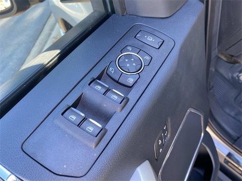 Used 2022 Ford F250 Lariat w/ Black Appearance Package image 54