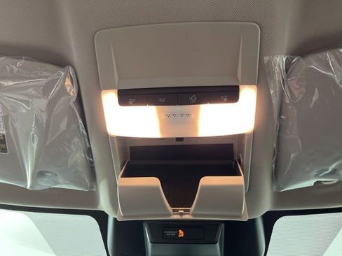 New 2026 Nissan Rogue S image 34