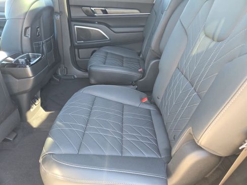 Used 2024 Kia Telluride SX Prestige X-Pro image 19