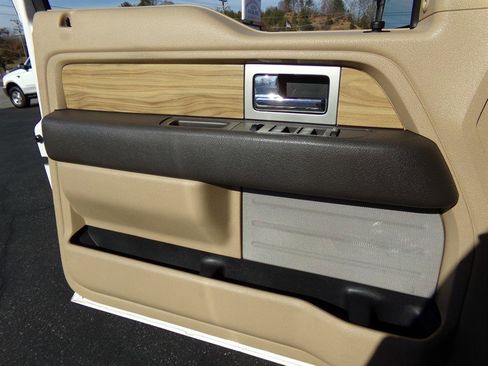 Used 2011 Ford F150 Lariat w/ Lariat Chrome Pkg image 73