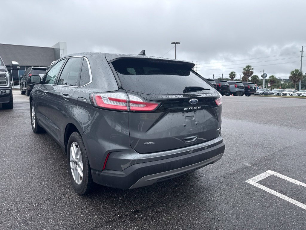 Used 2024 Ford Edge SEL AWD/4WD image 3