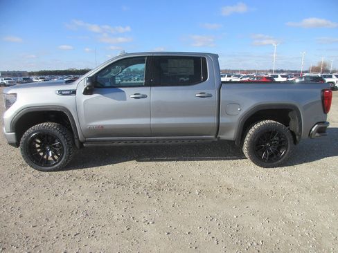 New 2026 GMC Sierra 1500 AT4 w/ AT4 Premium Package image 9