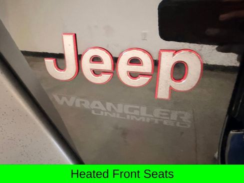 Used 2022 Jeep Wrangler Unlimited Rubicon w/ LED Lighting Group AWD/4WD image 16