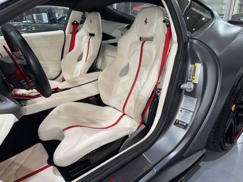 Used 2014 Ferrari F12 Berlinetta image 16