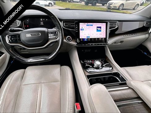 Used 2022 Jeep Grand Wagoneer Series I AWD/4WD image 15