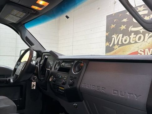 Used 2014 Ford F550 4x4 Crew Cab Super Duty image 34