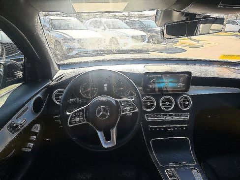 Used 2022 Mercedes-Benz GLC 300 image 14