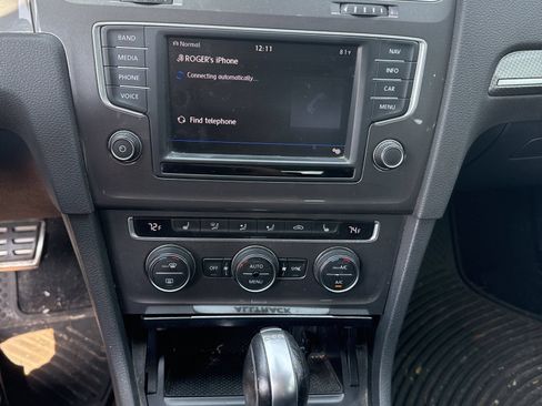 Used 2017 Volkswagen Golf Alltrack SEL AWD/4WD image 3