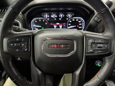 Used 2022 GMC Sierra 2500 AT4 w/ Gooseneck/5TH Wheel Package image 9