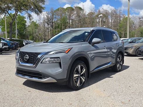 Certified 2021 Nissan Rogue Platinum image 3