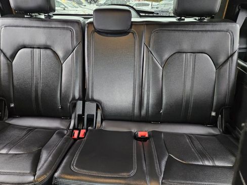 Used 2018 Ford Expedition Limited w/ Equipment Group 301A image 17