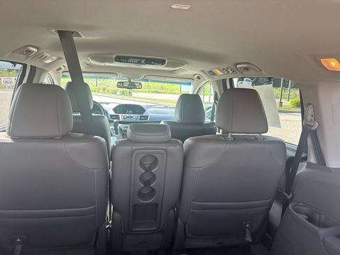 Used 2013 Honda Odyssey Touring image 14