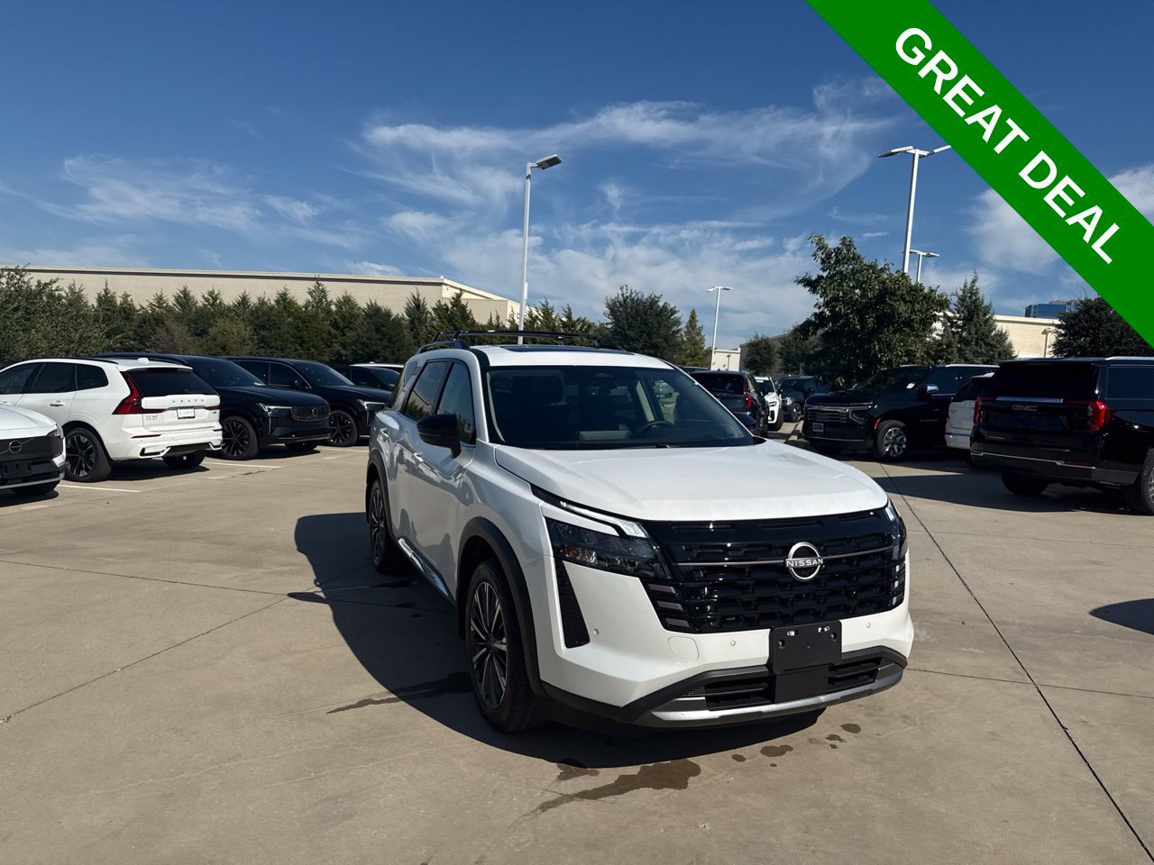 Used 2026 Nissan Pathfinder Platinum w/ Accent Package AWD/4WD image 7