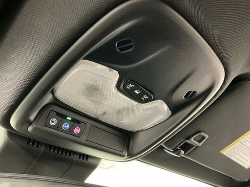 Used 2025 Chevrolet Colorado Trail Boss image 26