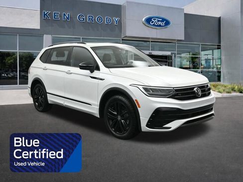Used 2022 Volkswagen Tiguan SE R-Line image 1