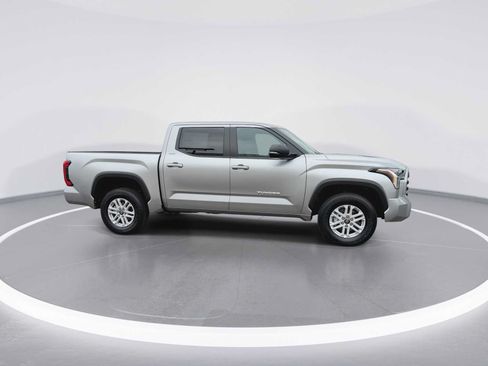 New 2026 Toyota Tundra SR5 AWD/4WD image 9