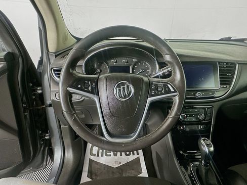 Used 2020 Buick Encore Preferred image 11