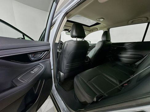 Used 2023 Subaru Outback Limited image 17