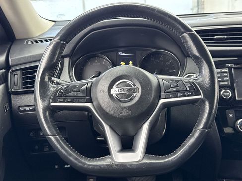 Used 2017 Nissan Rogue SL w/ SL Premium Package image 20