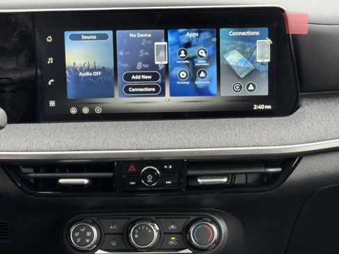 New 2026 Nissan Kicks S image 19