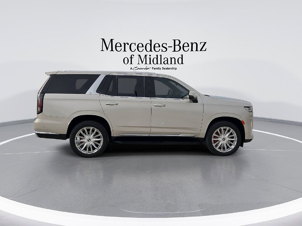 Used 2022 Cadillac Escalade Premium Luxury AWD/4WD image 9