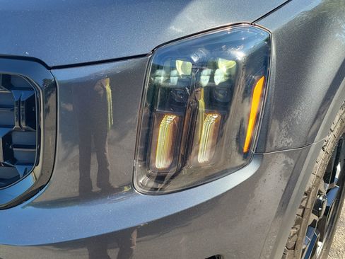 Used 2024 Kia Telluride SX Prestige X-Pro AWD/4WD image 9
