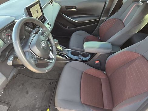 Used 2024 Toyota Corolla SE FWD image 12