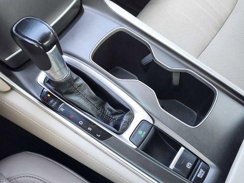 Used 2019 Honda Accord EX-L image 20