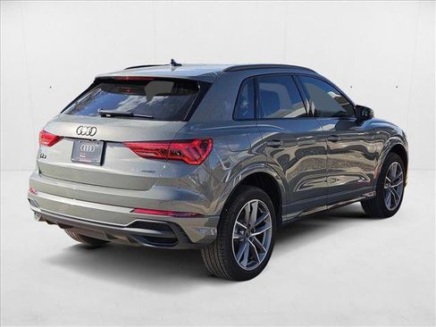 New 2025 Audi Q3 2.0T Premium w/ Convenience Package image 2