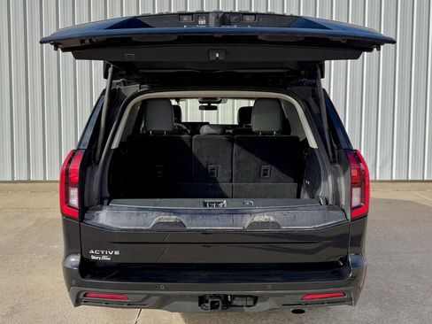 Certified 2025 Ford Expedition Active AWD/4WD image 20