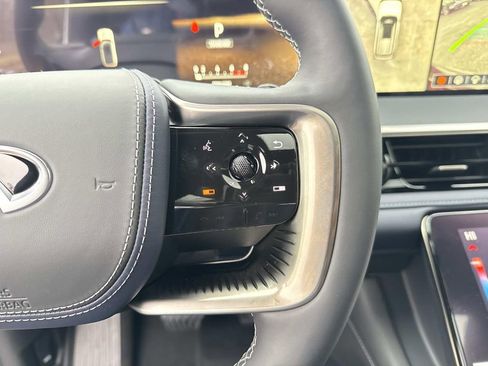 New 2026 INFINITI QX80 SPORT 4D Sport Utility image 9